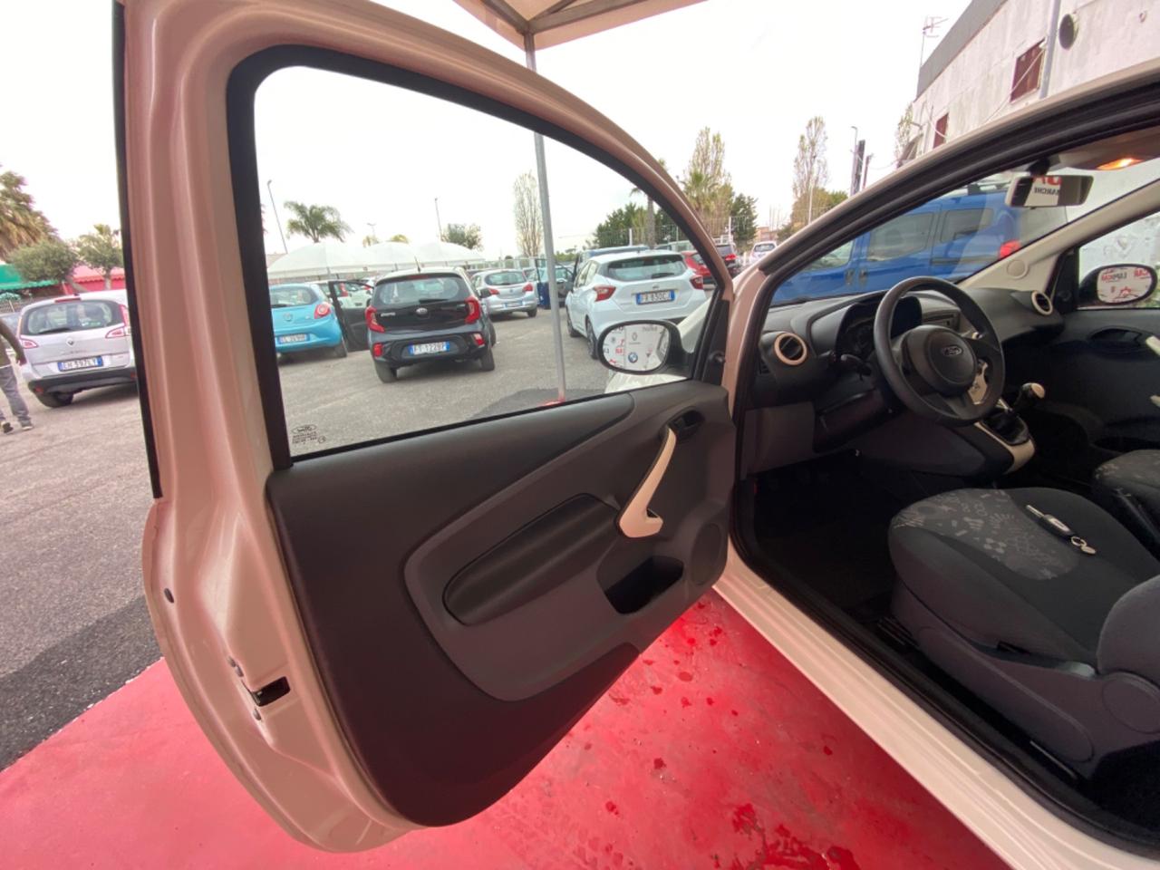 Ford Ka Ka 1.2 8V 69CV Titanium
