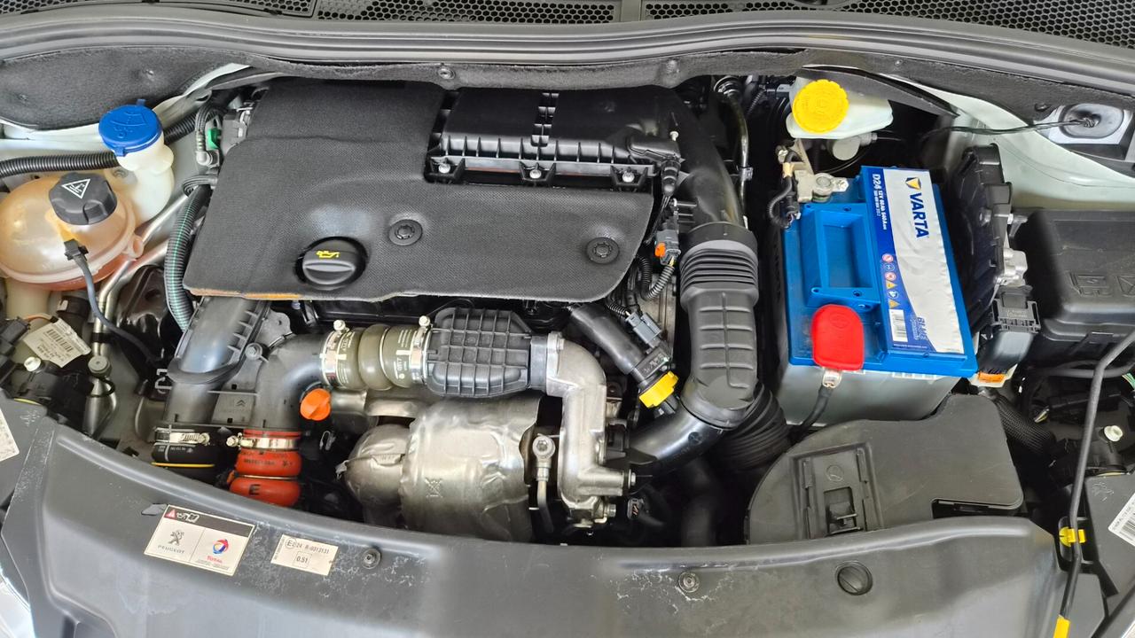Peugeot 208 BlueHDi 75 5 porte Allure