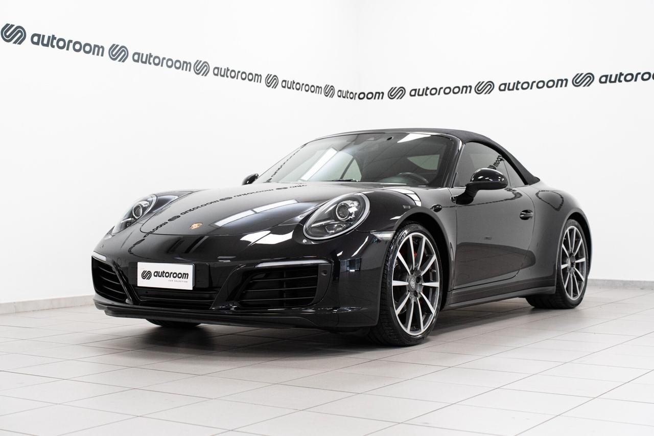 Porsche 911 3.0 Carrera 4 Cabriolet