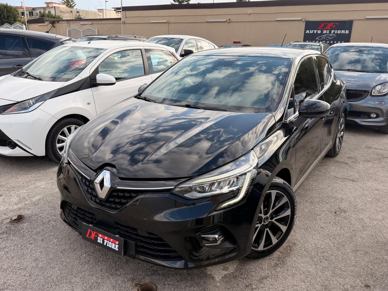 Renault Clio 1.5 dCi 115CV Initiale Paris COCKPIT FULL LED