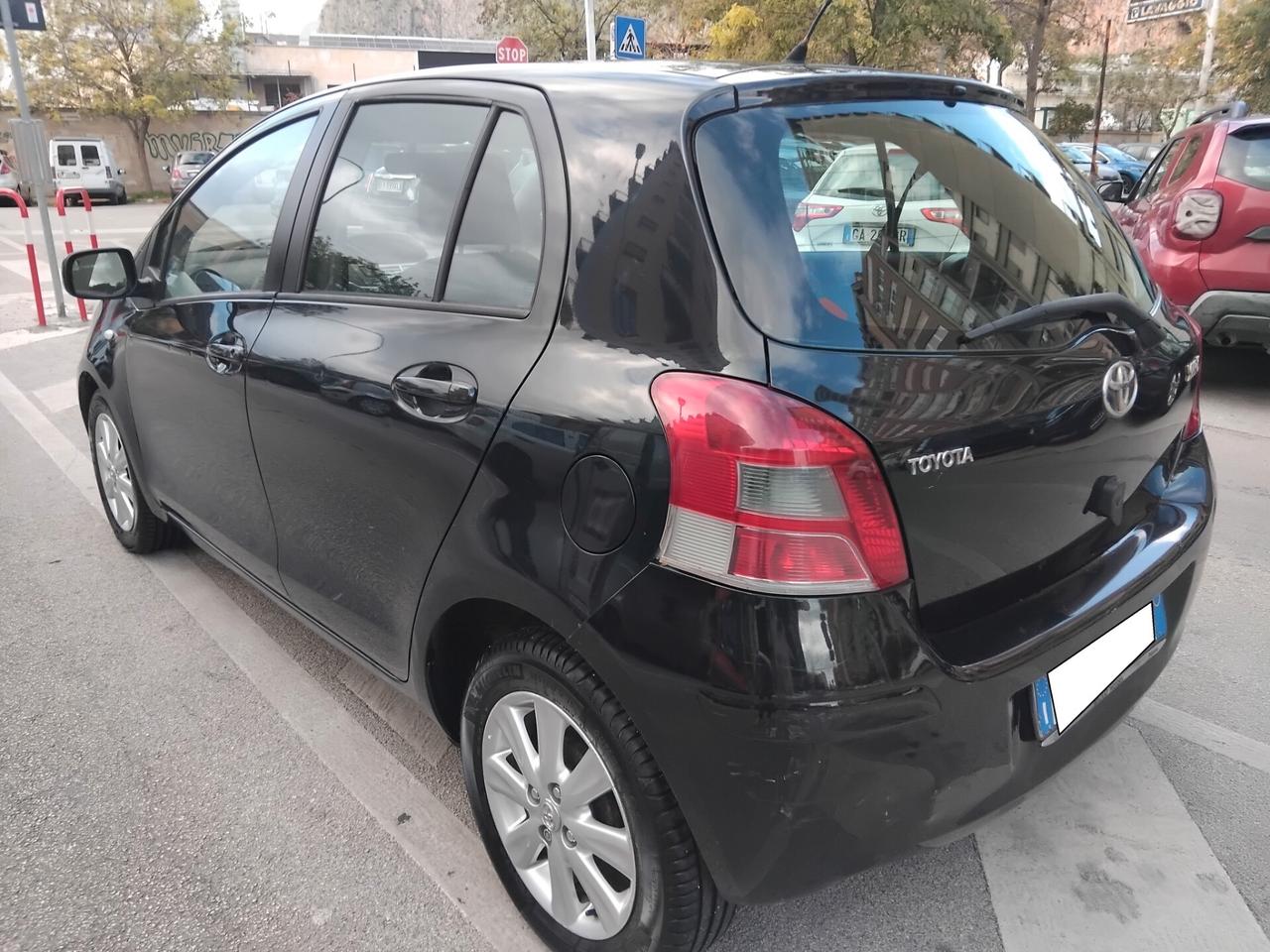 TOYOTA YARIS 1.3 SOL CLIMA RADIO