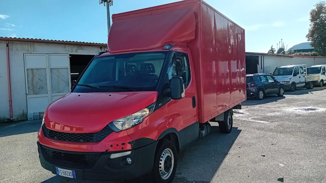 Iveco Daily Iveco Daily 35-13 -2.3 mjt-con box alluminio -11/2018