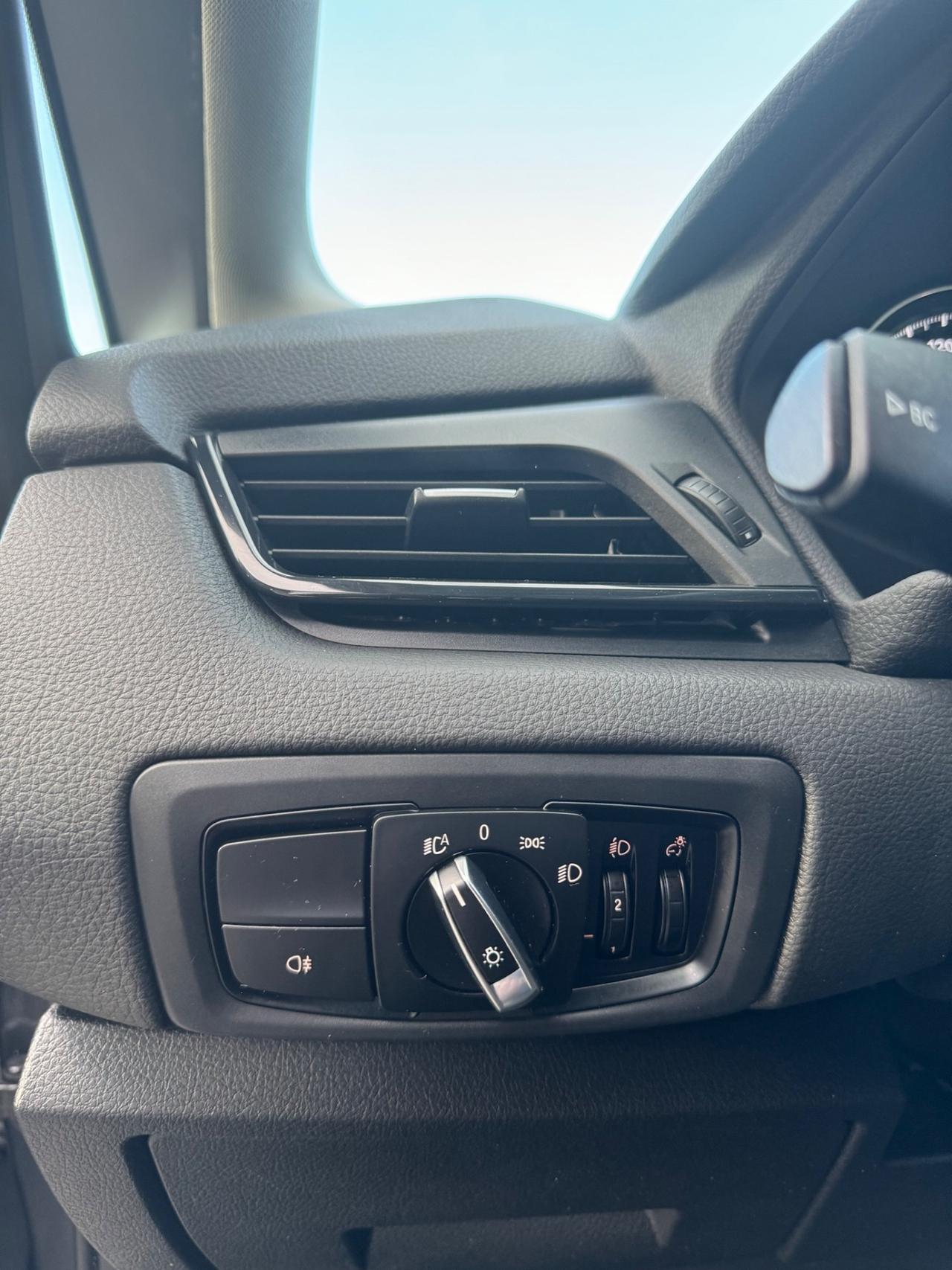 Bmw 216 216d Active Tourer Sport Euro6 Ok Neopatentati