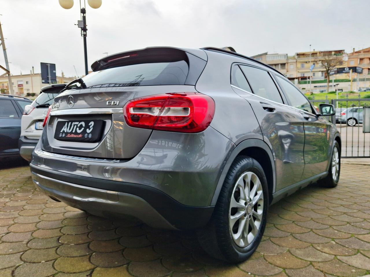 Mercedes-benz GLA 200 d Automatic Sport