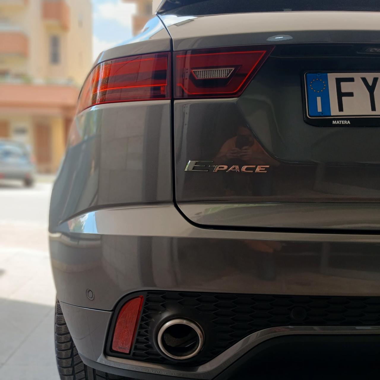 Jaguar E-Pace 2.0D 150 CV R-Dynamic