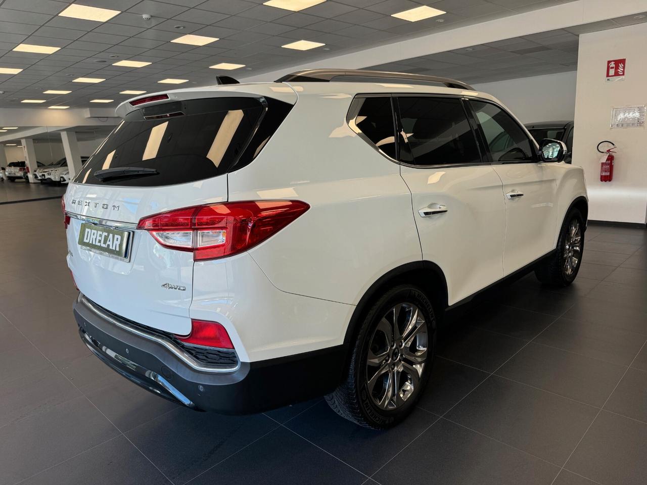 Ssangyong REXTON 2.2 4WD Icon aut. 7 POSTI CATENA ROTTA