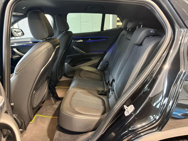 BMW X2 sDrive18d Msport / M sport X Shadow AMBIENT ACC