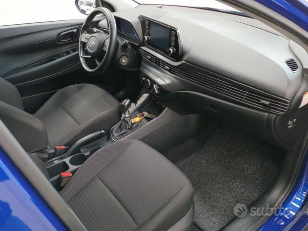 Hyundai i20 100 cv Ibrida Connectline