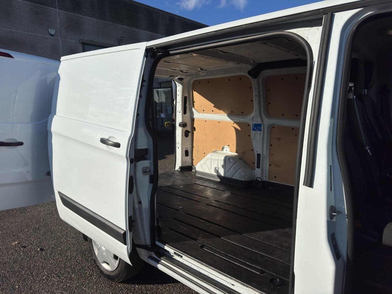 Ford Transit Custom 320 2.0 TDCI 131 CV L1H1-BLUETOOTH-CRUISE-SENSORI