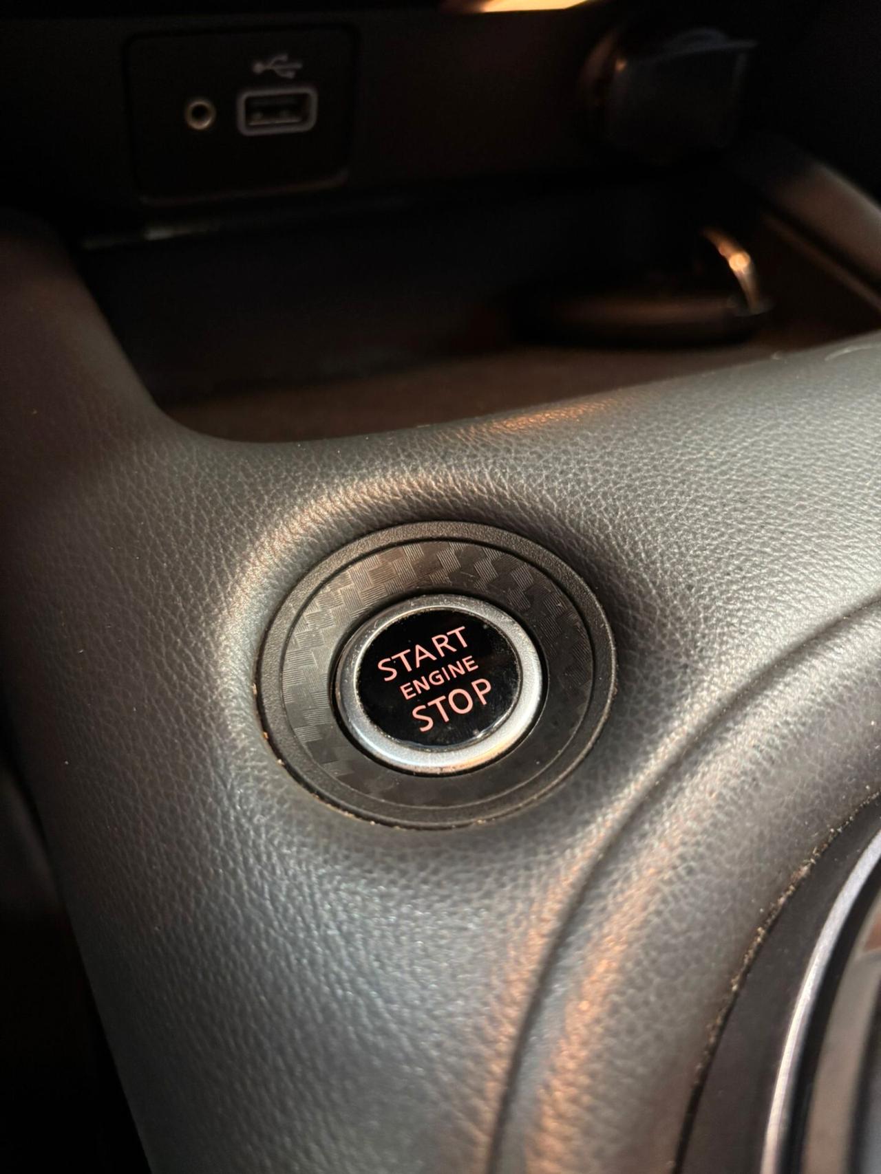 Nissan Juke 1.0 DIG-T 114 CV N-Connecta