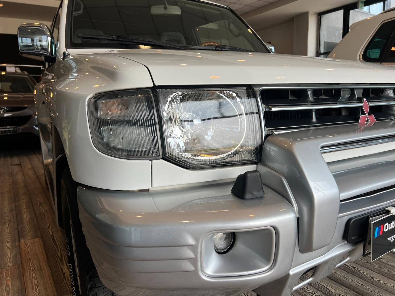 Mitsubishi Pajero 2.5 TDI Metal-top S.S. GLS Target