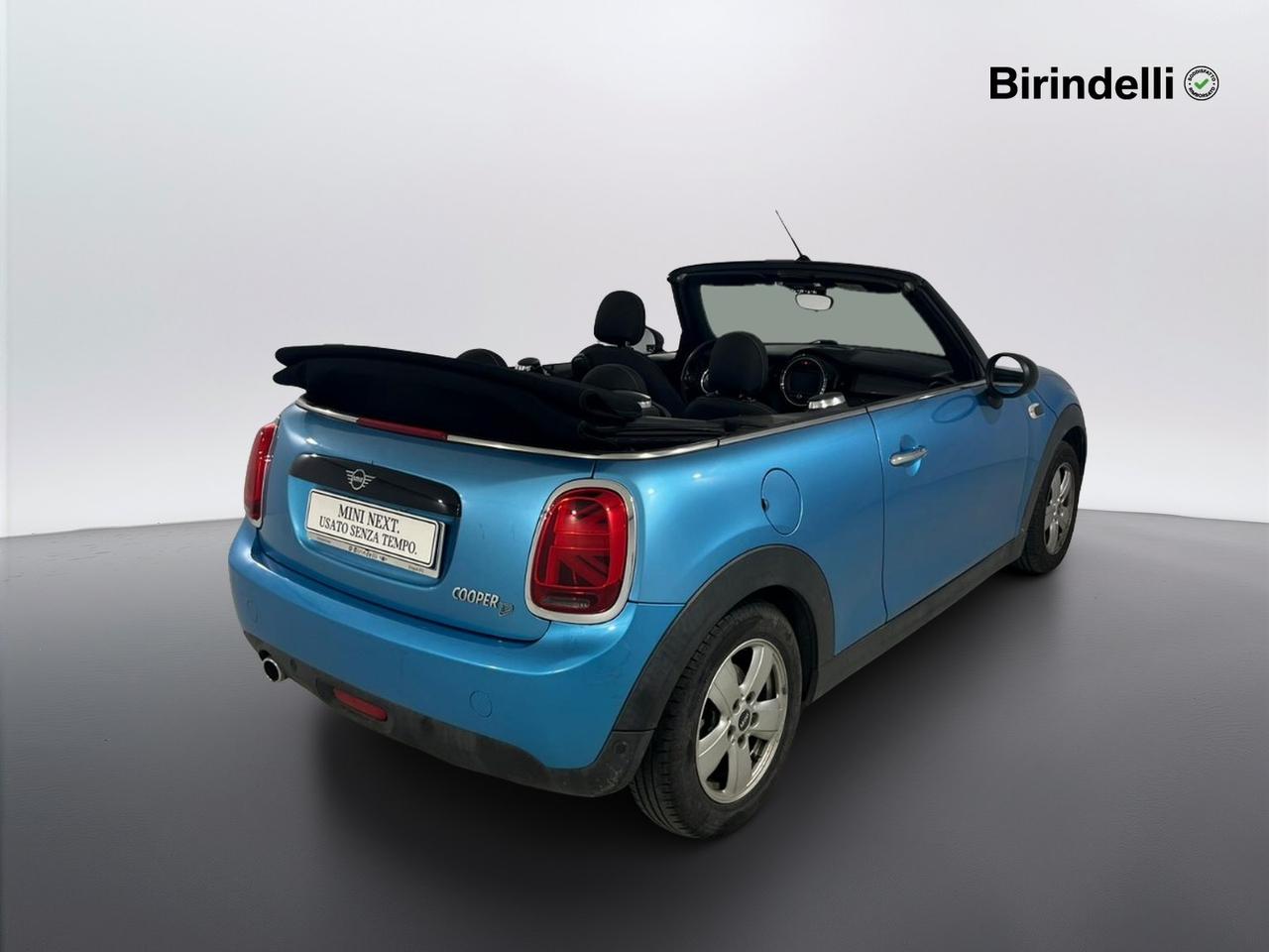 MINI Mini Cabrio (F57) - Mini 1.5 Cooper D Cabrio