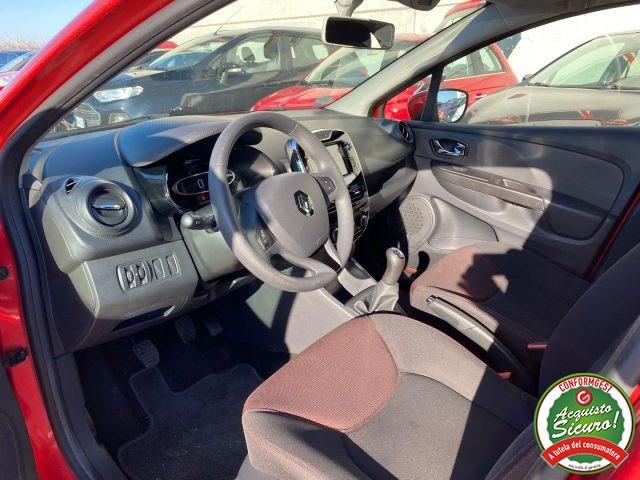 RENAULT Clio 1.2 75CV 5 porte Adatta Neo Patentati