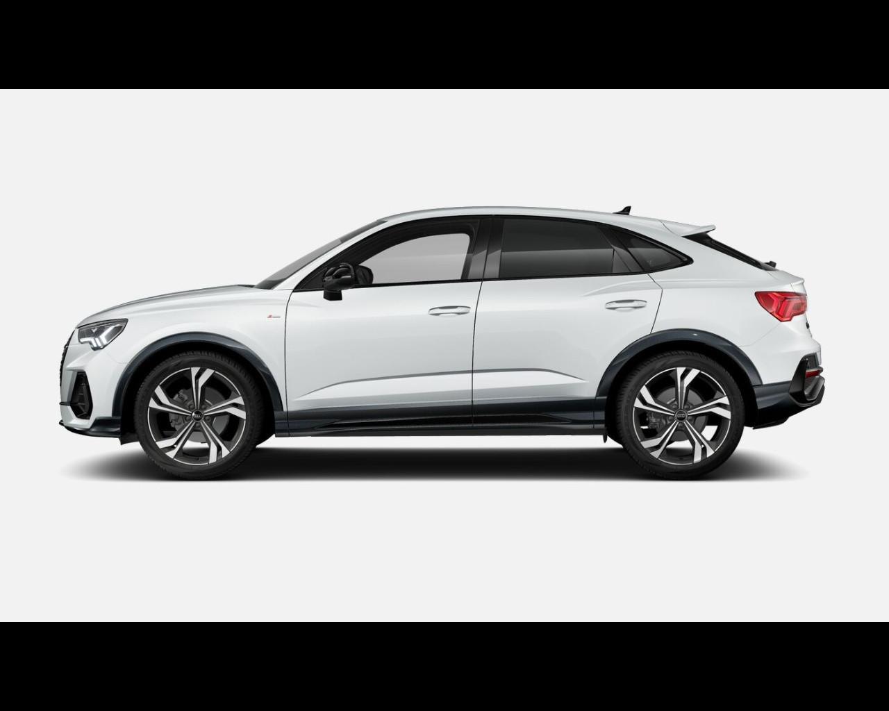 AUDI Audi Q3 Sportback Identity Black 35 TFSI 110(150) kW(CV) S tronic