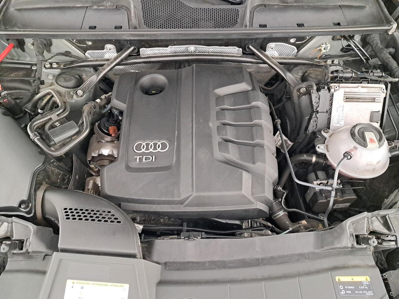 Audi Q5 40 2.0 tdi business sport quattro 190cv s-tronic