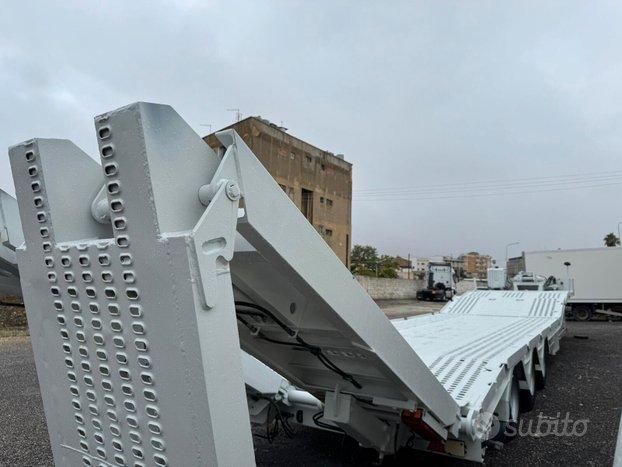 CARRELLONE SEMIRIMORCHIO COLLO D'OCA AUTONOMO