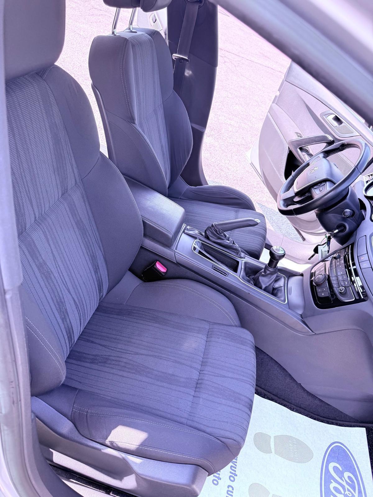 Peugeot 508 1.6 e-HDi 115CV cambio robotizzato S&S SW Access