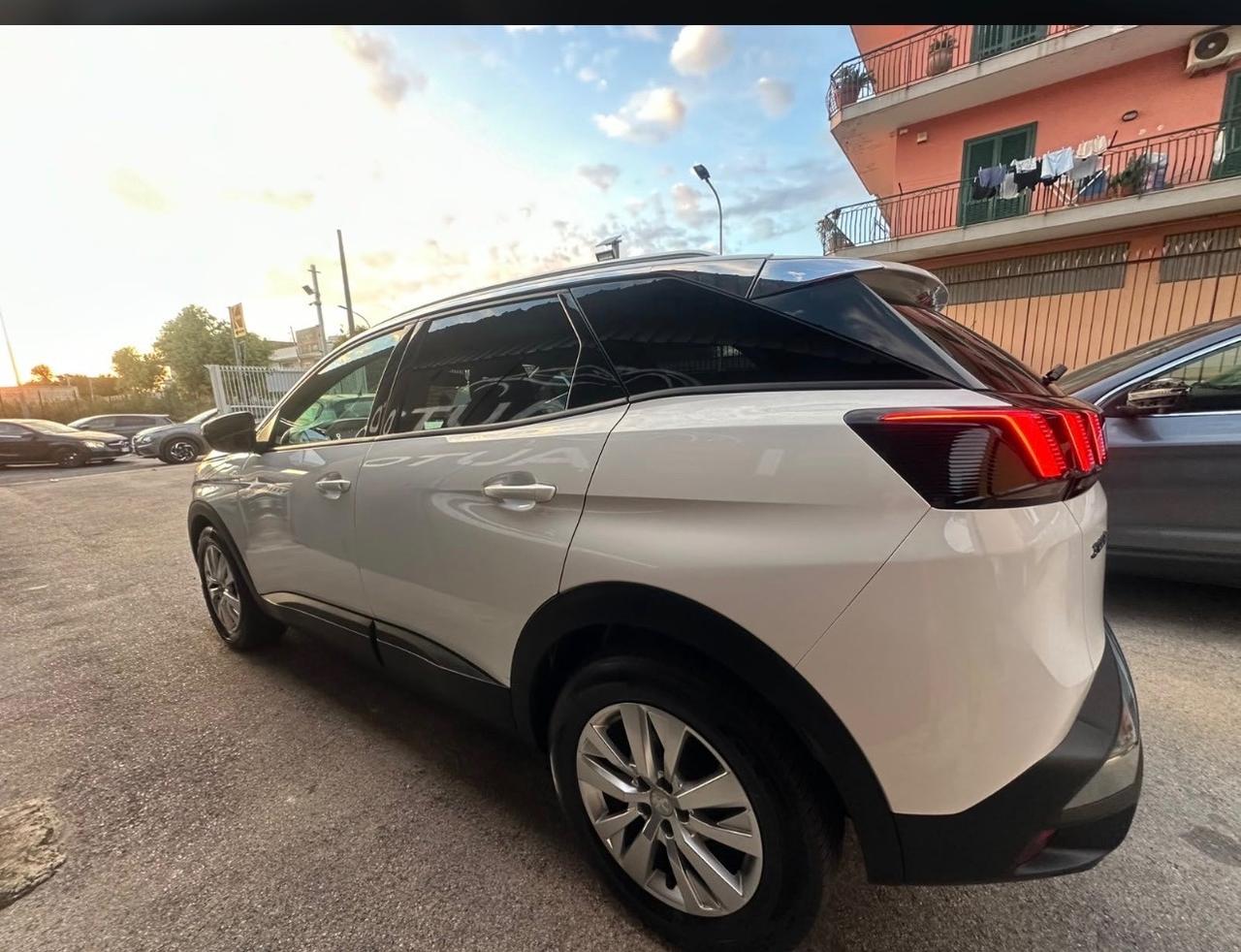 Peugeot 3008 BlueHDi 120 S&S EAT6 Allure