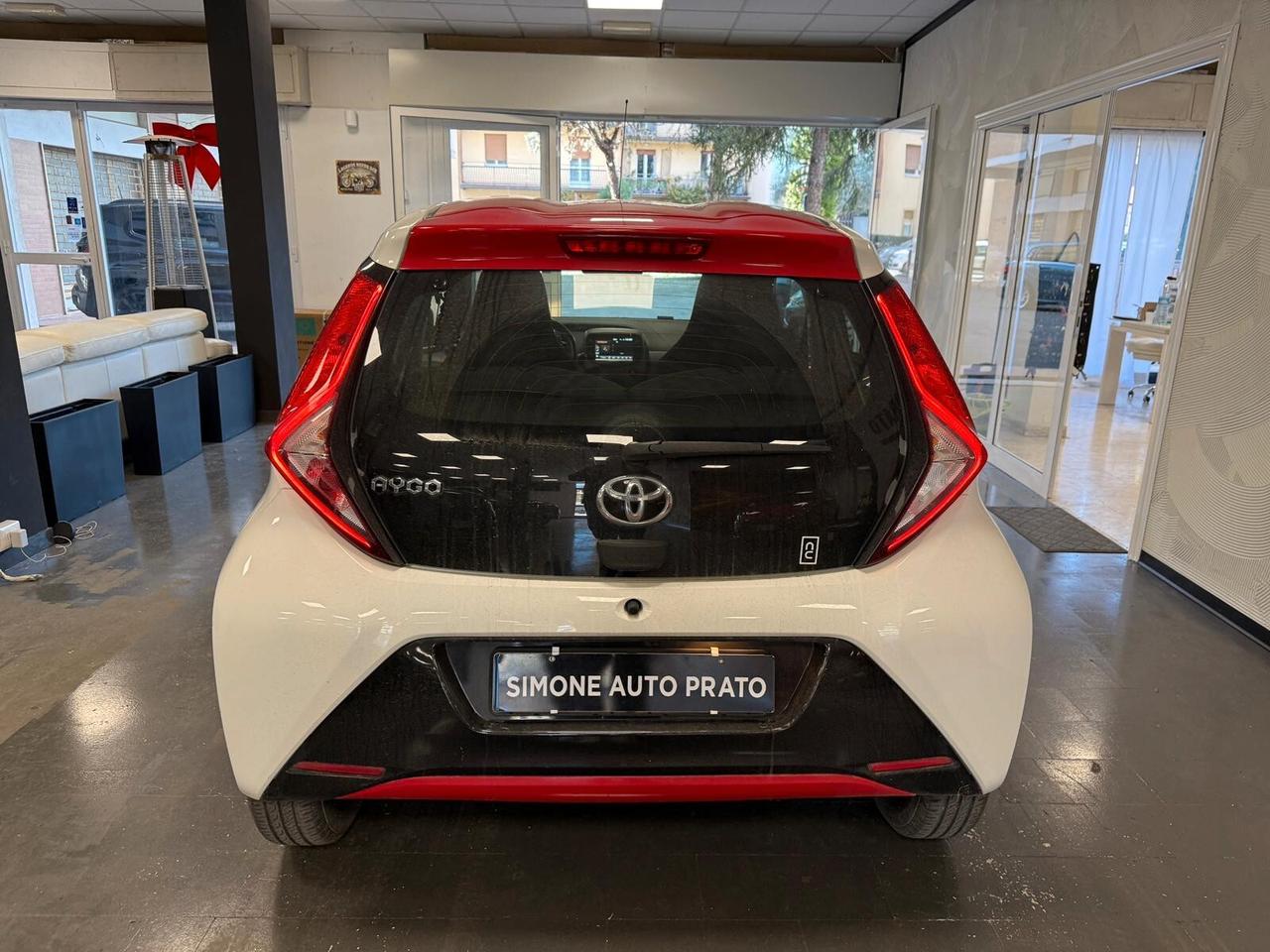 Toyota Aygo 1.0 VVT-i 72 CV 5 porte x-cite