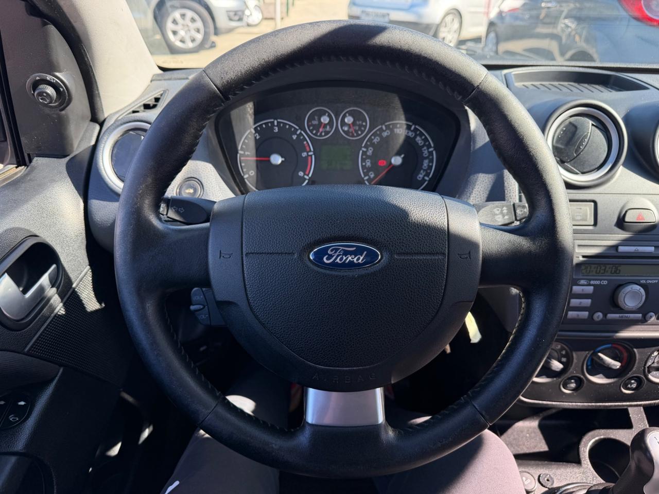 Ford Fiesta 1.4 TDCI 69cv Titanium/165.000KM