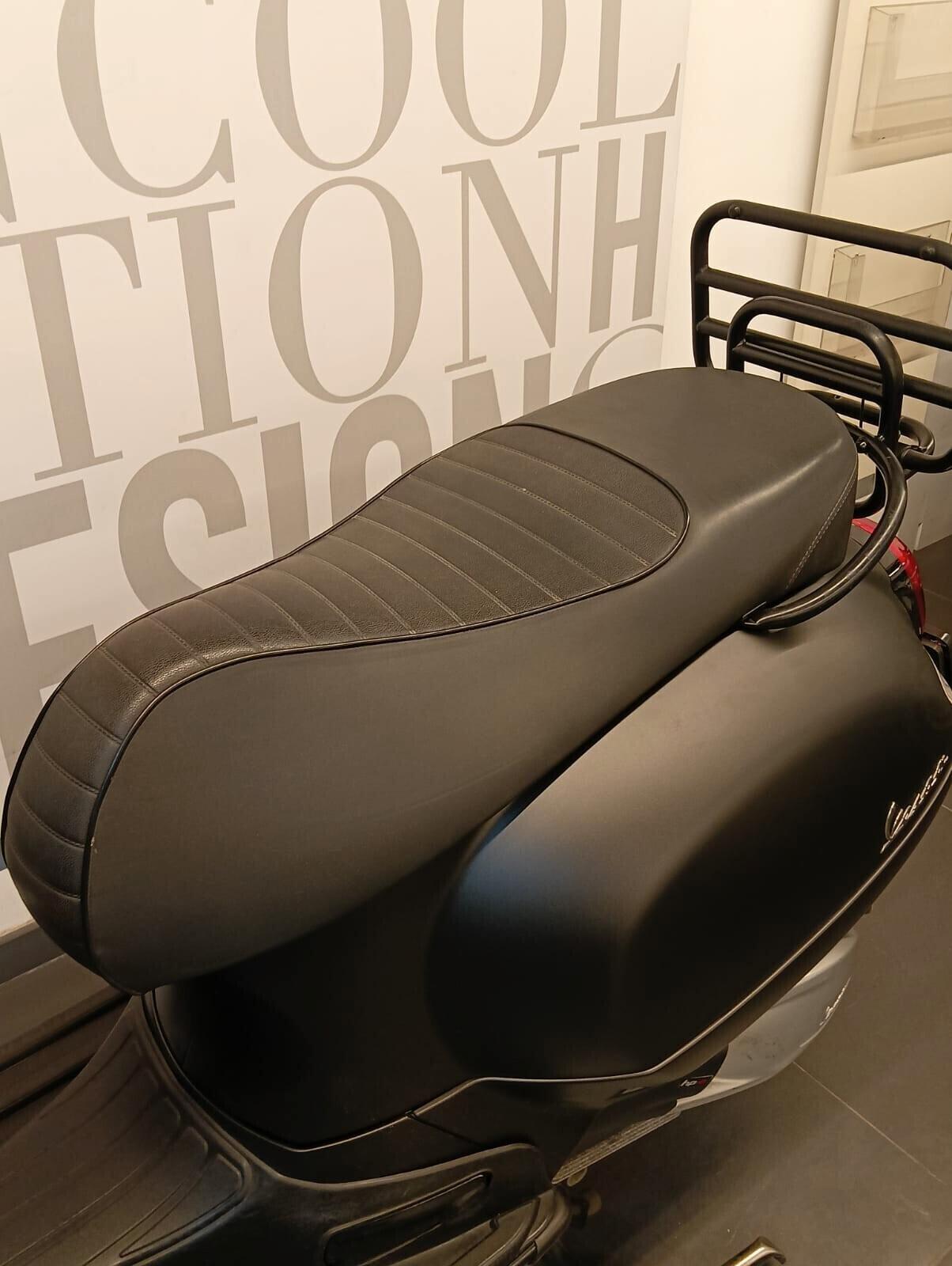 Piaggio Vespa 300 GTS hpe Notte