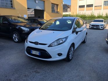 FORD Fiesta + 1.4 TDCi 70CV 5 porte