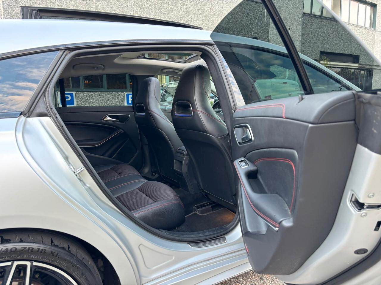 Mercedes-benz CLA 200 d 4Matic Automatic Premium