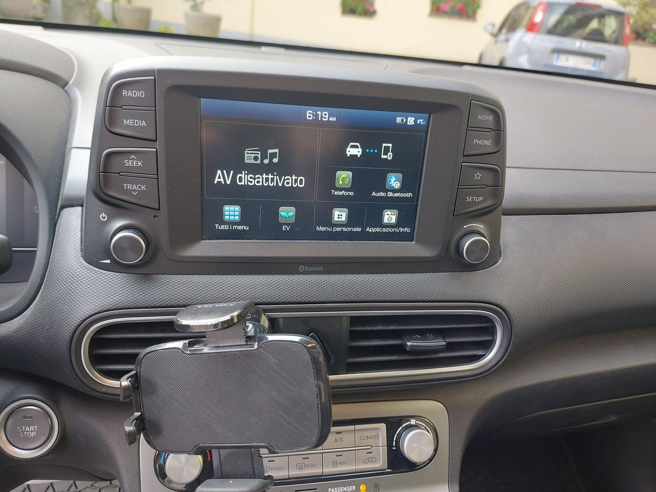 Hyundai Kona EV 39.2 kWh