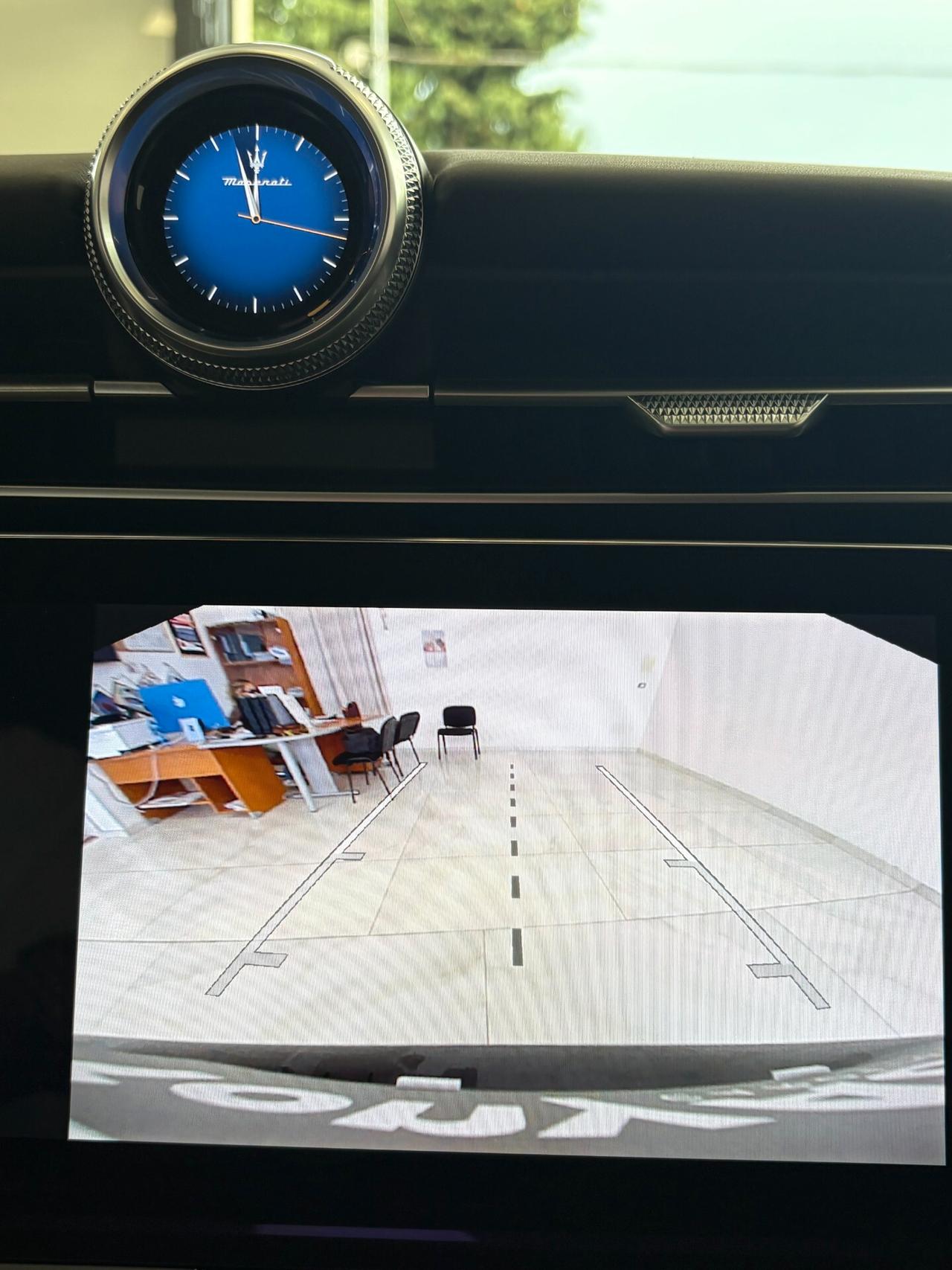 Maserati Grecale 2.0 mhev 330cv(benz/elettrica)modello MODENA con TETTO APRIBILE,VIRTUAL COCKPIT,TELECAMERA,APPLE CAR