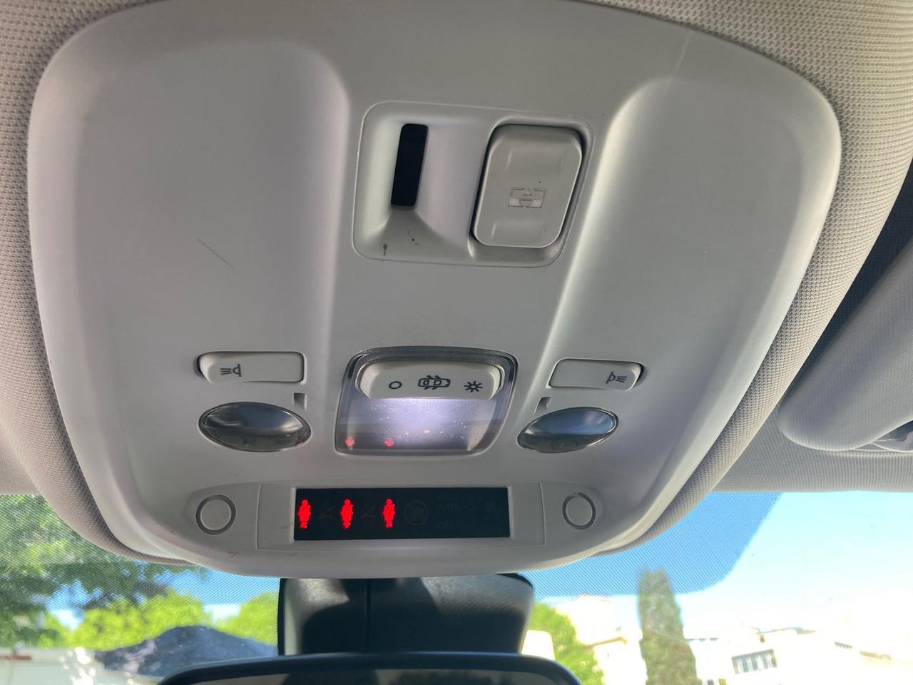 Peugeot 308 1.6 blue HDI 120 #10497