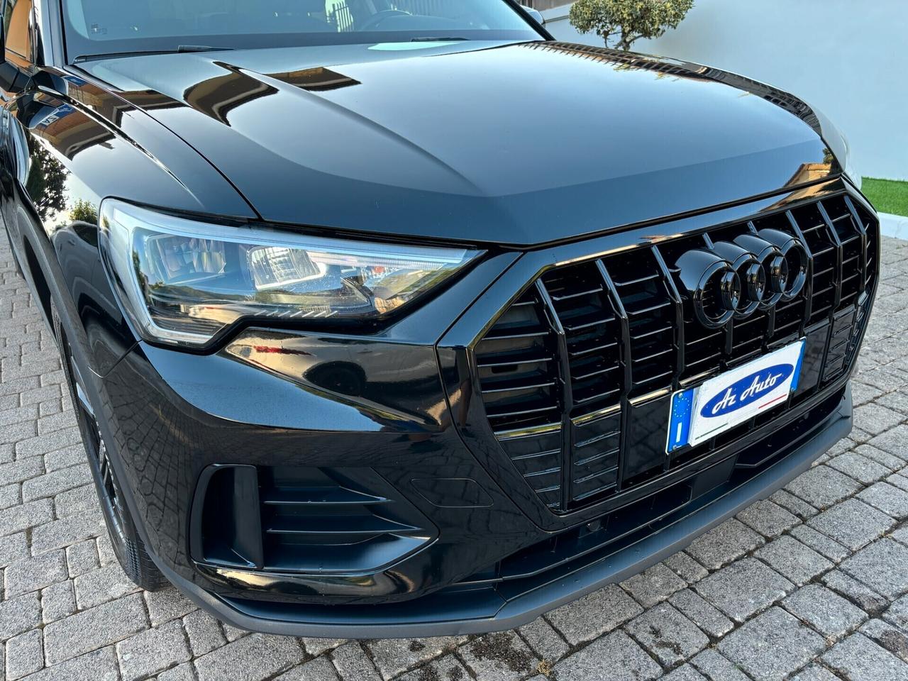 Audi Q3 35 TDI S tronic IDENTITY BLACK - FULL-LED MY 22