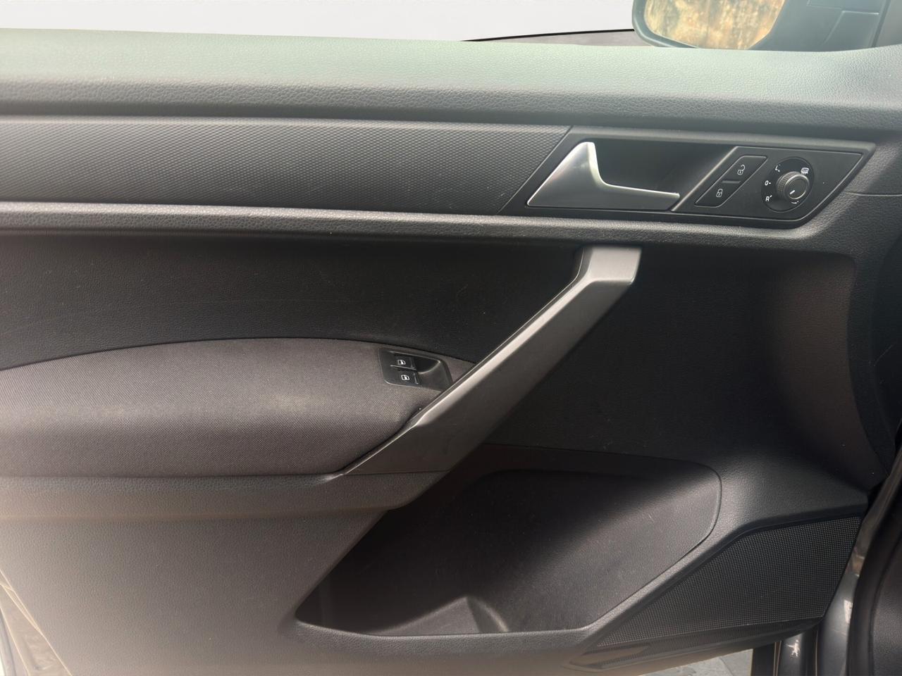 Volkswagen Caddy 2.0 TDI 102 CV Trendline - 2018