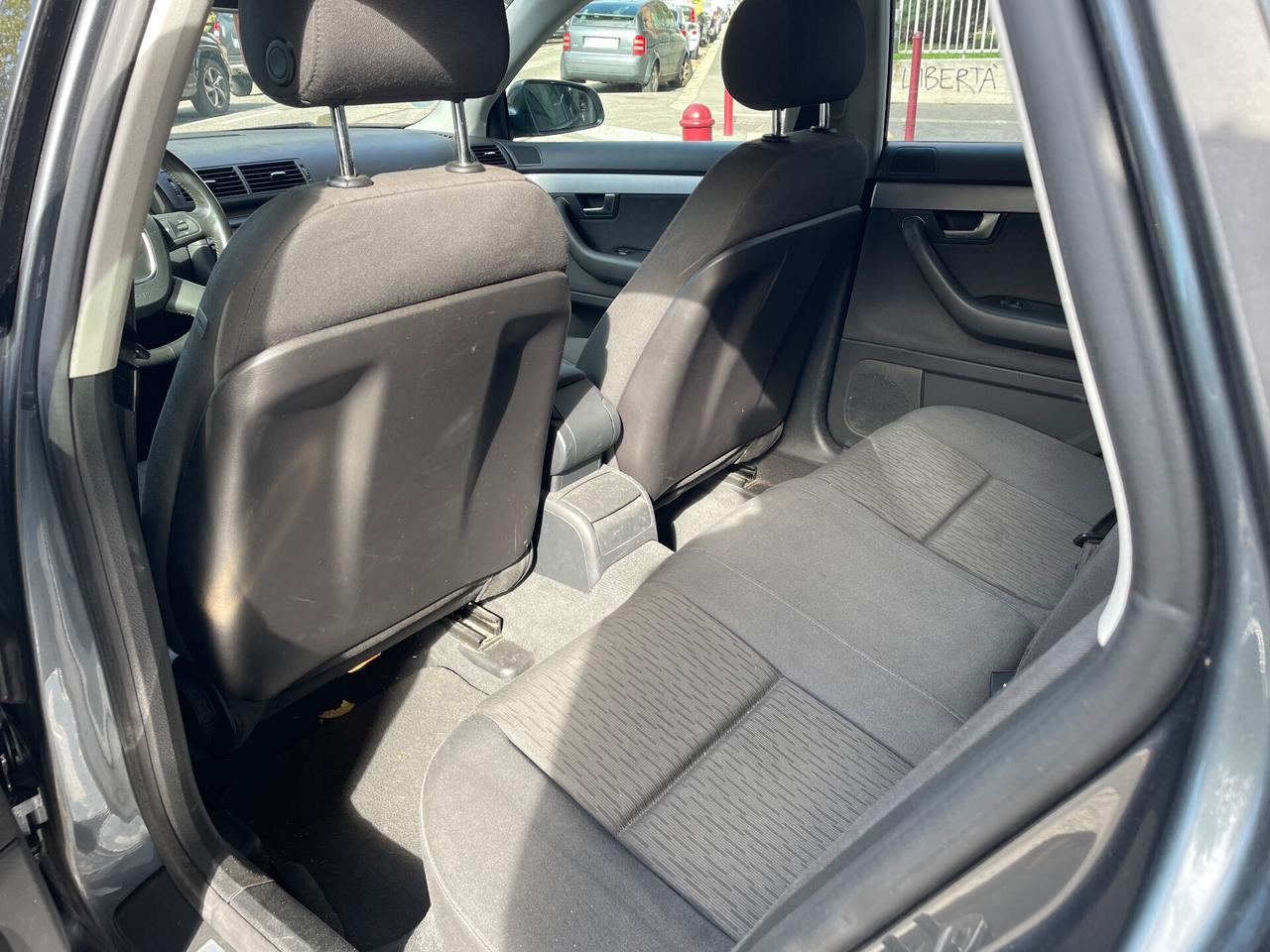 Audi A4 2.0 TDI 140cv/1PROP/GARANZIA 12 MESI