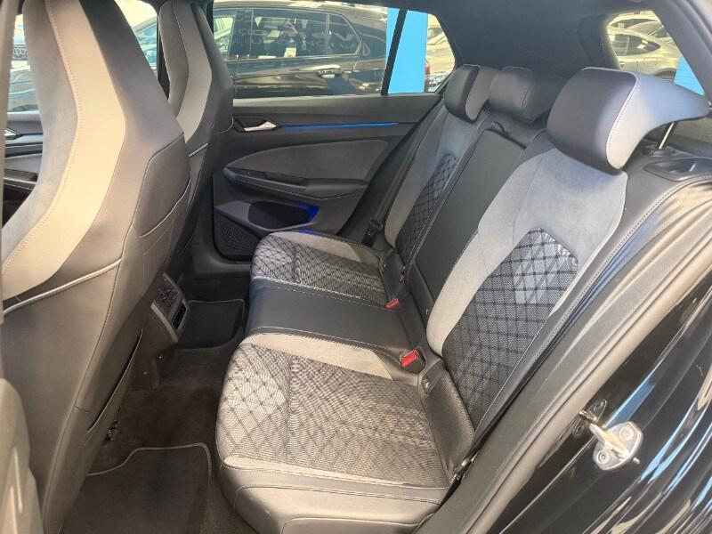 VOLKSWAGEN Golf 8ª serie Golf 2.0 TDI 150 CV D...