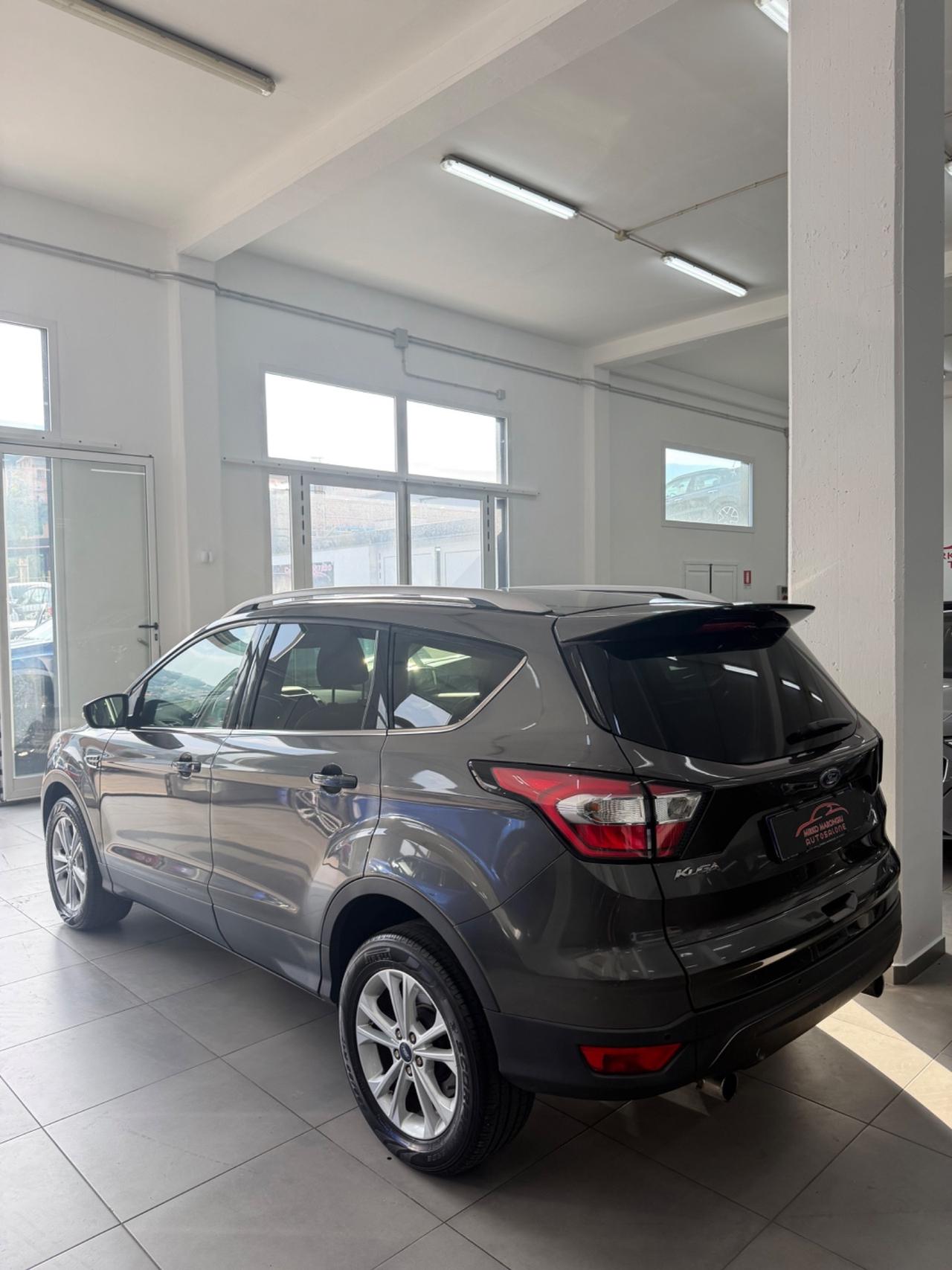 Ford Kuga 1.5 TDCI 120 CV 2WD Titanium FINANZIABILE
