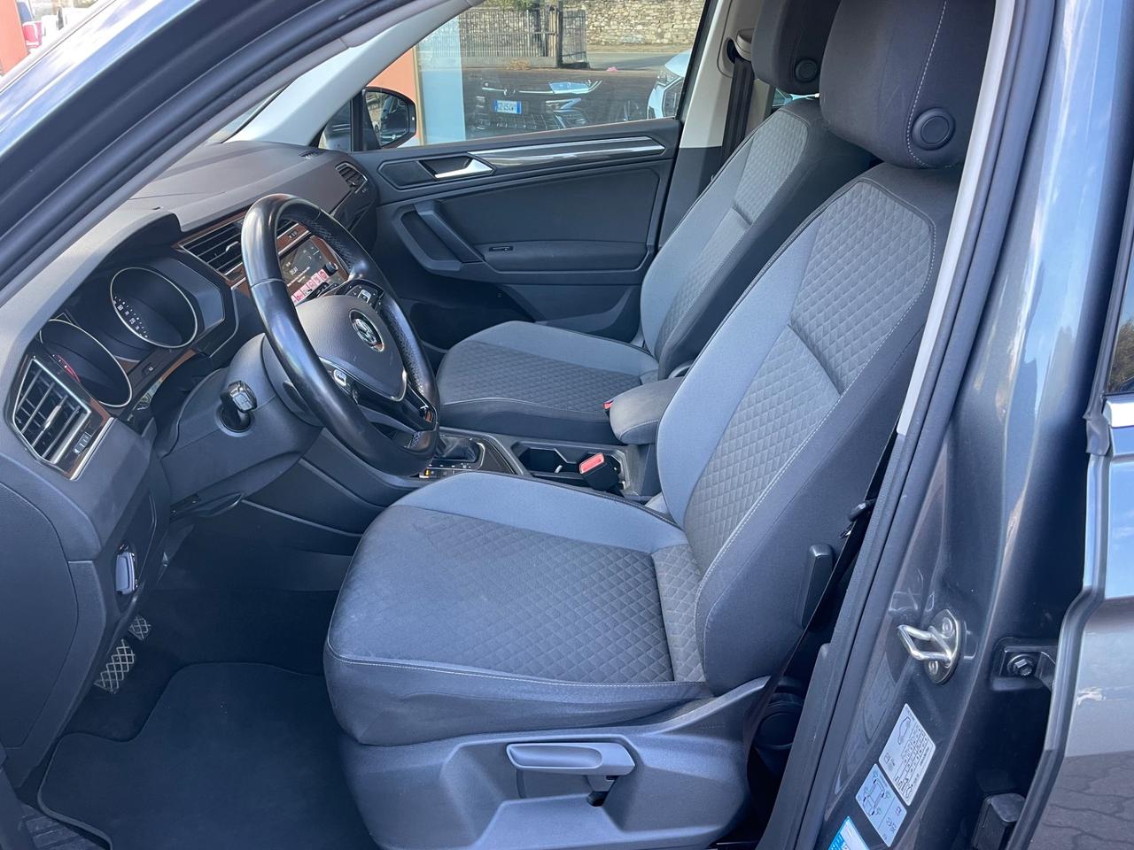 Volkswagen Tiguan 2.0 TDI SCR DSG Business