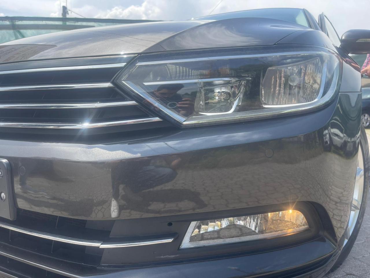 Volkswagen Passat Variant 2.0 TDI DSG Highline BlueMotion Technology
