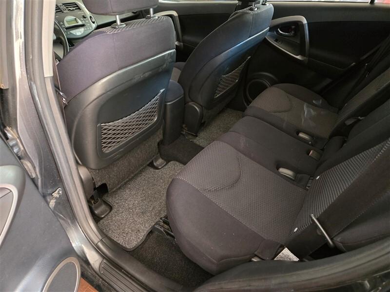 Toyota RAV 4 RAV4 2.2 D-4D 136 CV Luxury