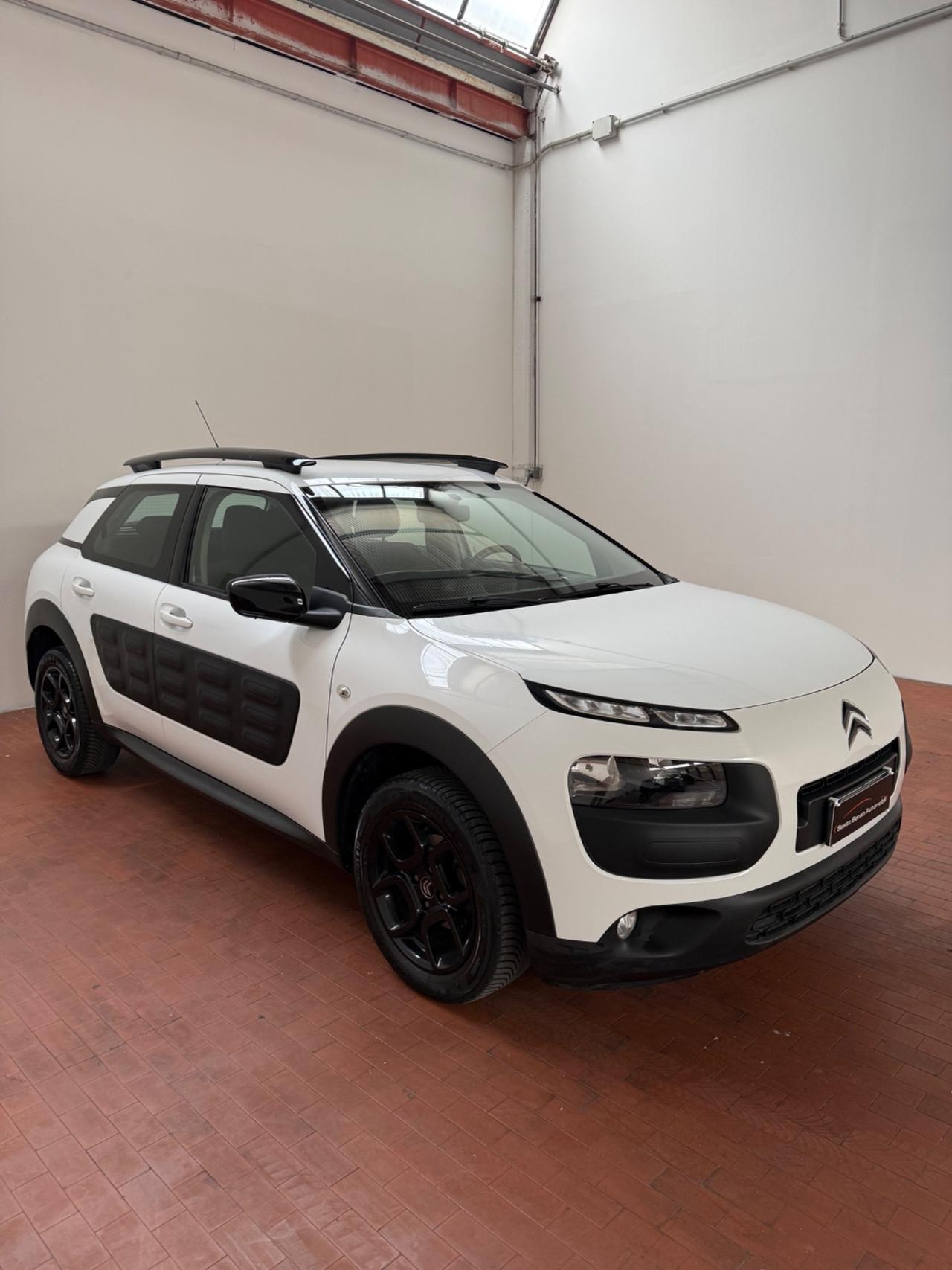 Citroen C4 Cactus BlueHDi 100 Shine