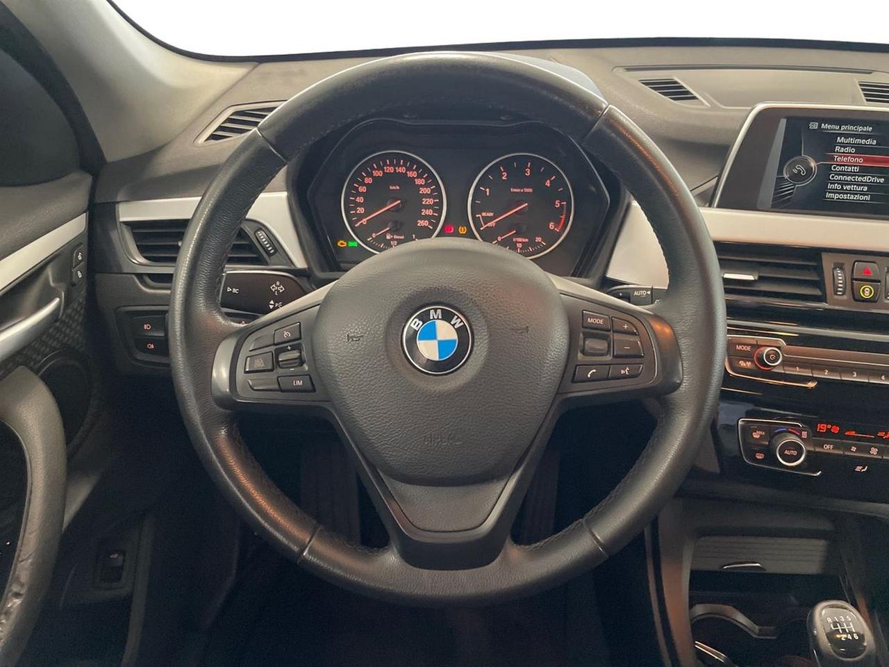 BMW X1 F48 - X1 sdrive18d Advantage