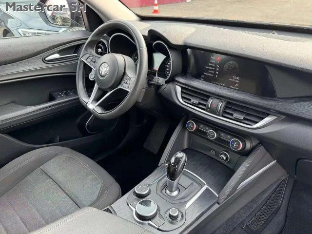 ALFA ROMEO Stelvio 2.2 t Business Q4 190cv AT8 auto - FY042DE