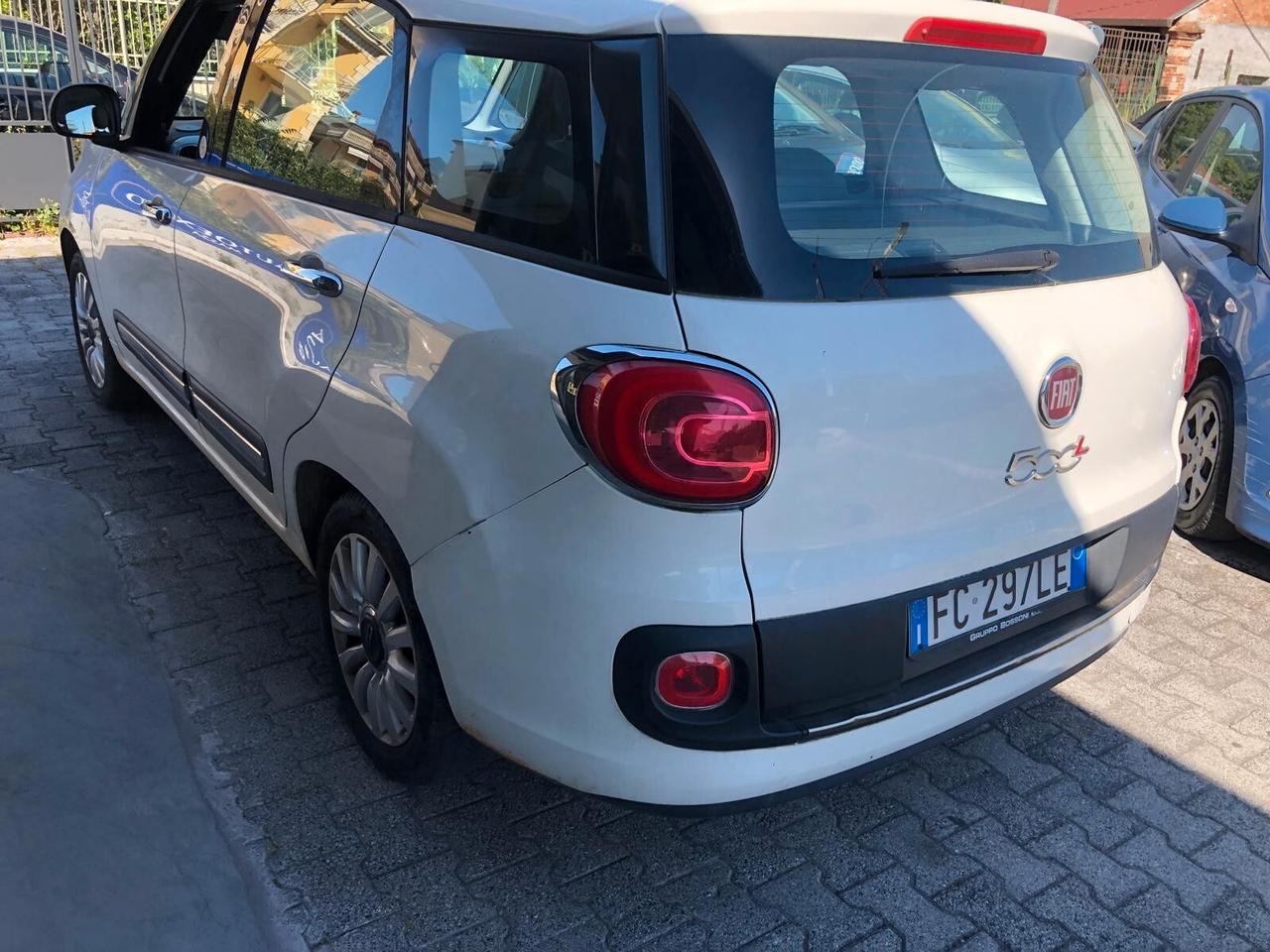 Fiat 500L Living 1.3 Multijet 95 CV Pop Star7 POSTI SOLO 68.296 KM!!! GARANZIA COMPLETA EUROPEA CONFORMGEST 12 MESI RINNOVABILE FINO A 36 MESI!!!