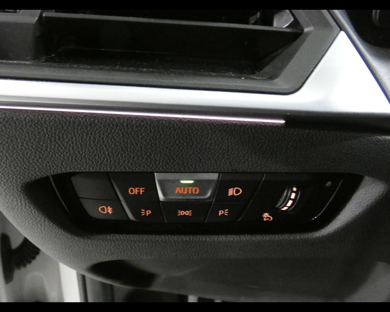 BMW Serie 3(G20/1-80/1) - 320d 48V xDrive Touring Msport