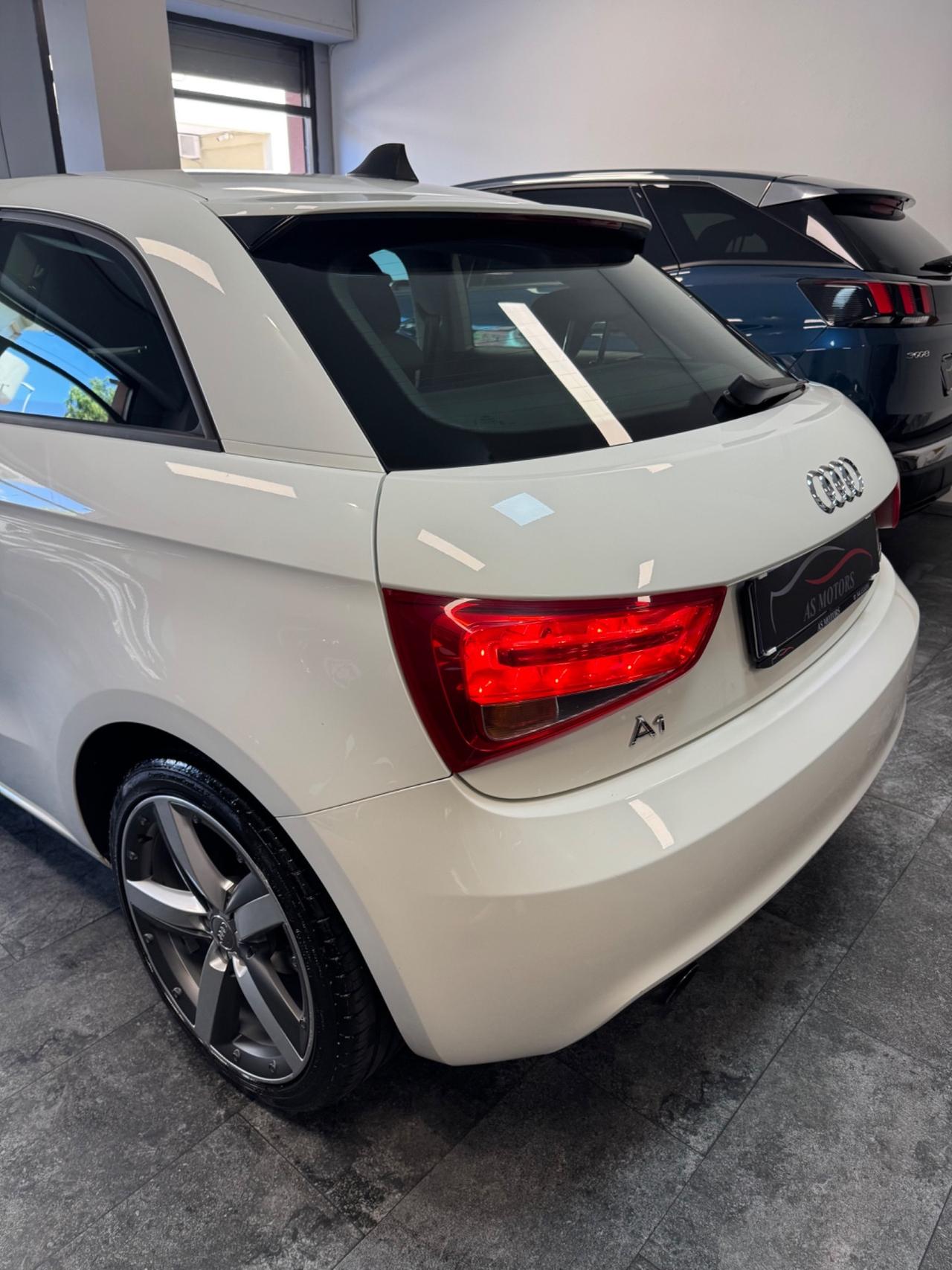 Audi A1 1.2 TFSI 86 Cv S- Line Finanziabile