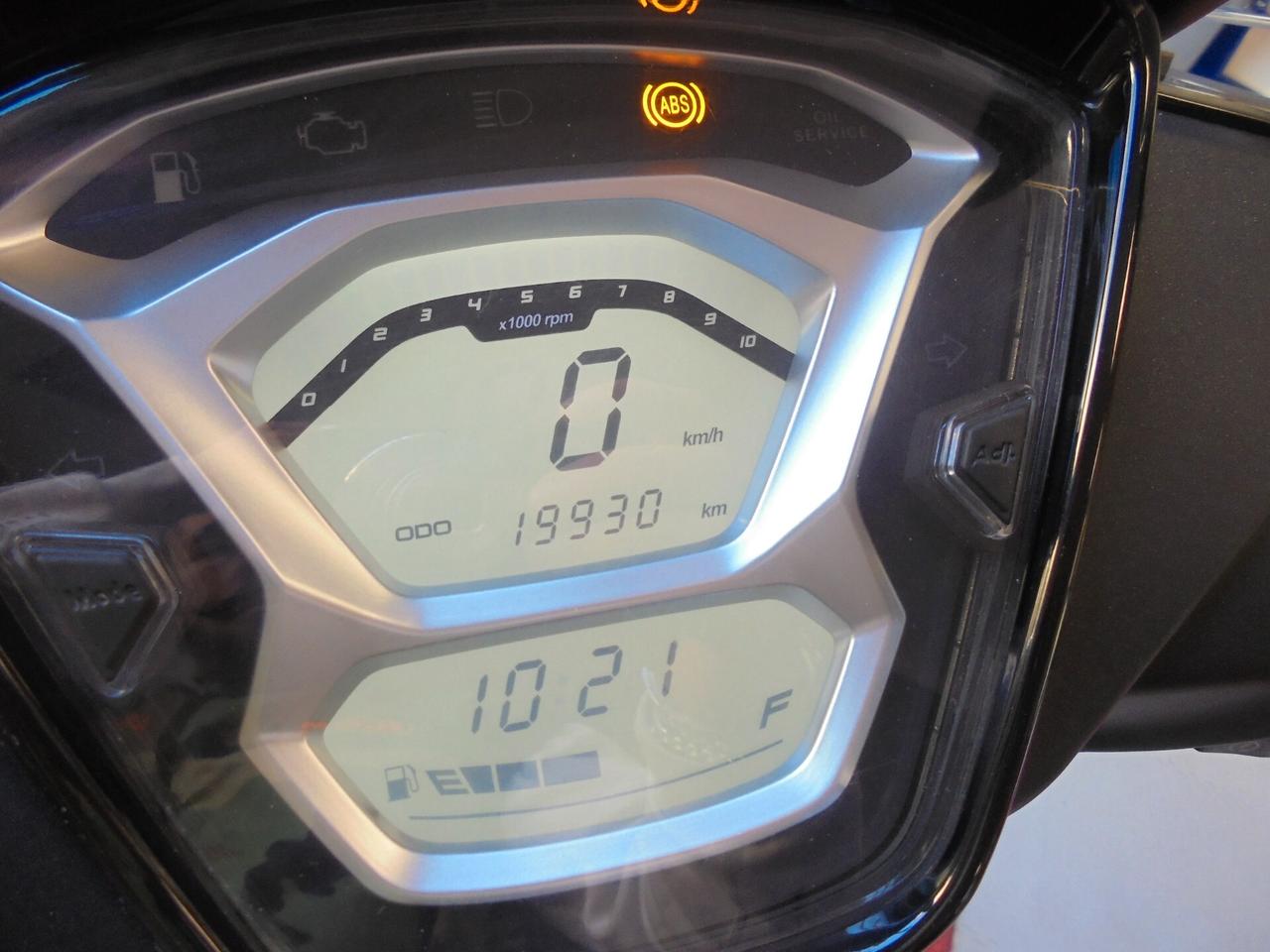 Kymco People 200i S ABS