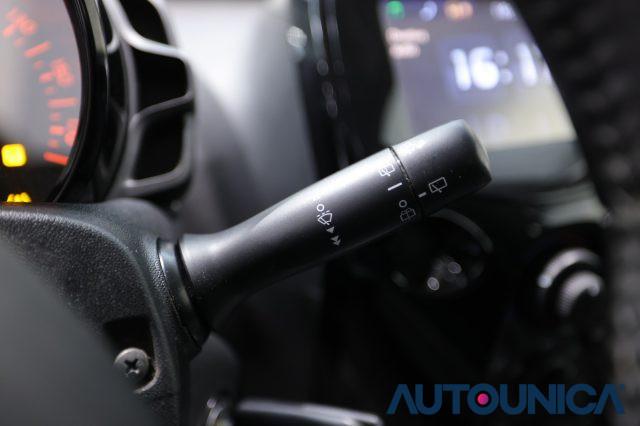 PEUGEOT 108 VTi 68 ETG 5 PORTE ALLURE NEOPATENTATI AUTOMATICA