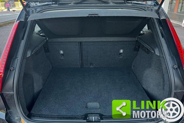 VOLVO XC40 T3 Business 156CV