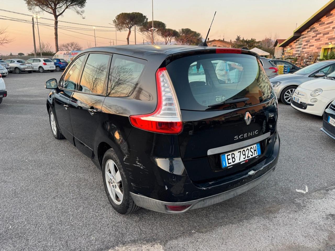 Renault Scenic 7 POSTI 1.5 DCI 110CV 2010