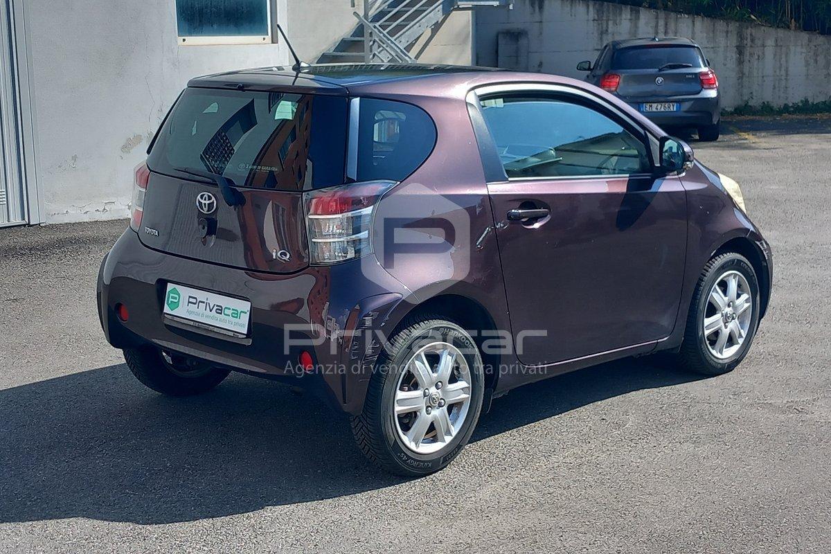 TOYOTA iQ 1.0 Sol