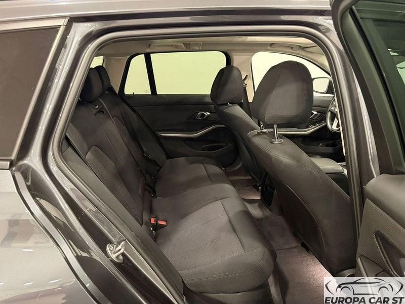 BMW Serie 3 BMW Serie 3 320d Touring mhev 48V xdrive auto TETTO APRIBILE